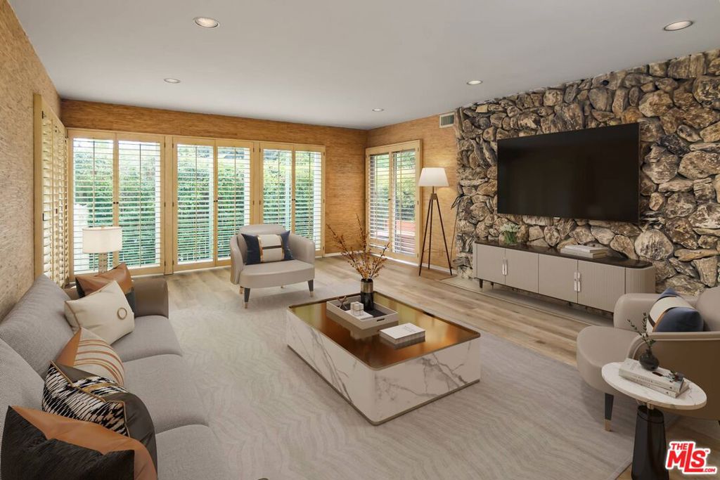17016 Adlon Road Property Photo 7