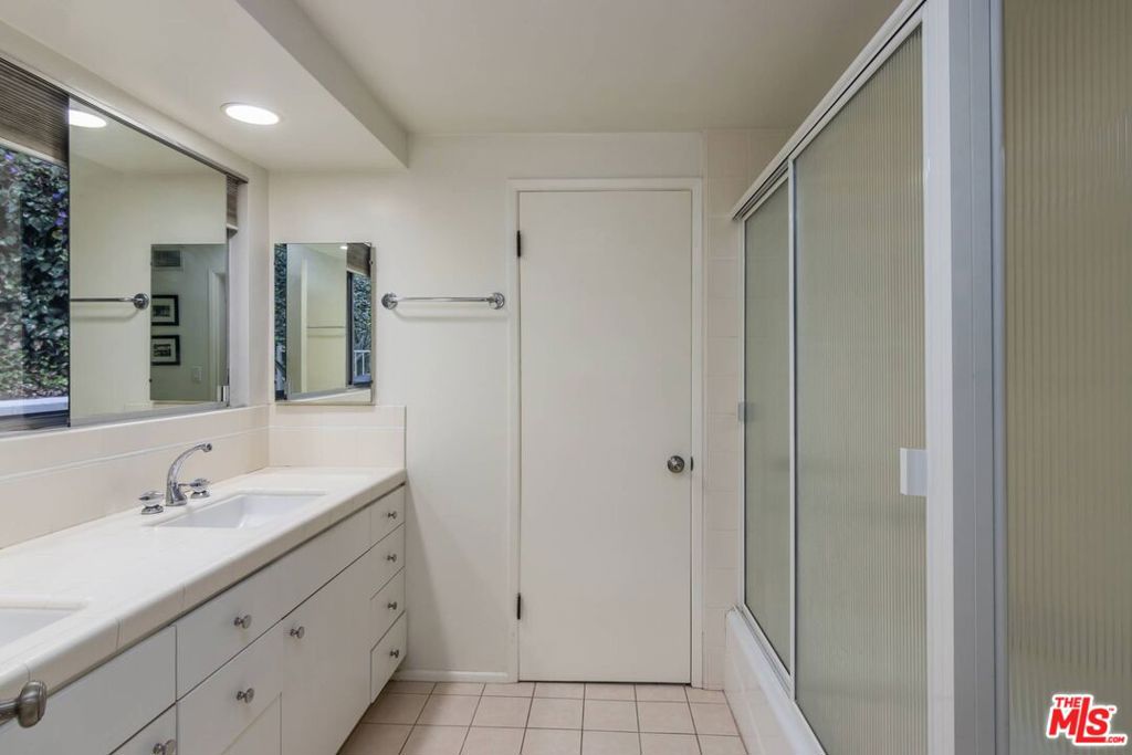17016 Adlon Road Property Photo 20