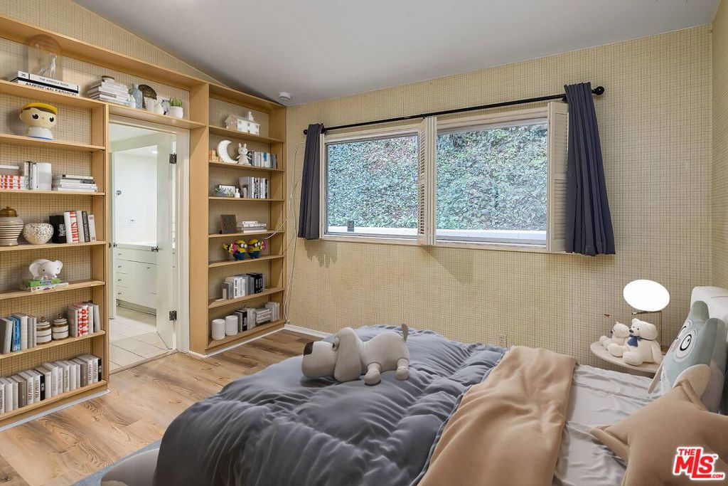 17016 Adlon Road Property Photo 28