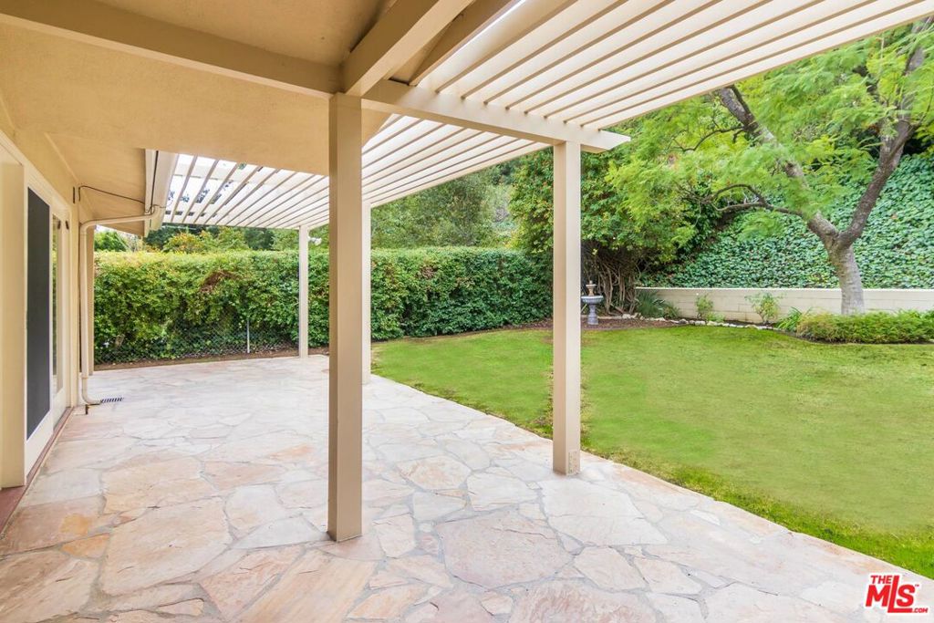 17016 Adlon Road Property Photo 31