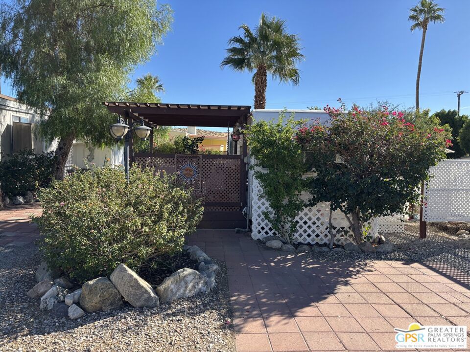 18801 Roberts Road 35 Property Photo 1