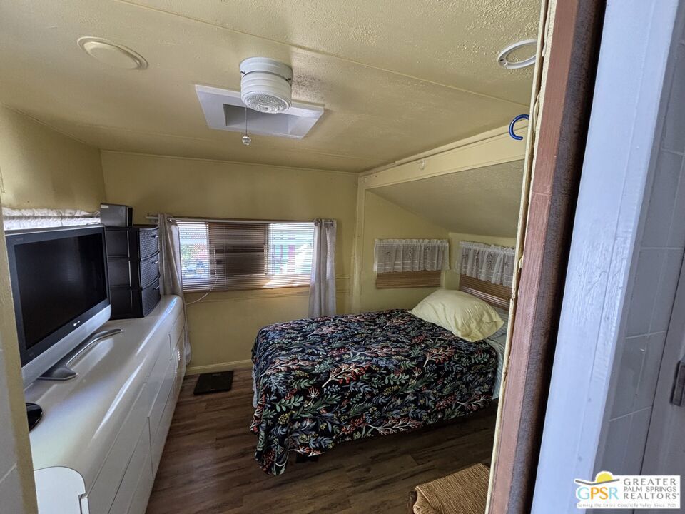 18801 Roberts Road 35 Property Photo 15