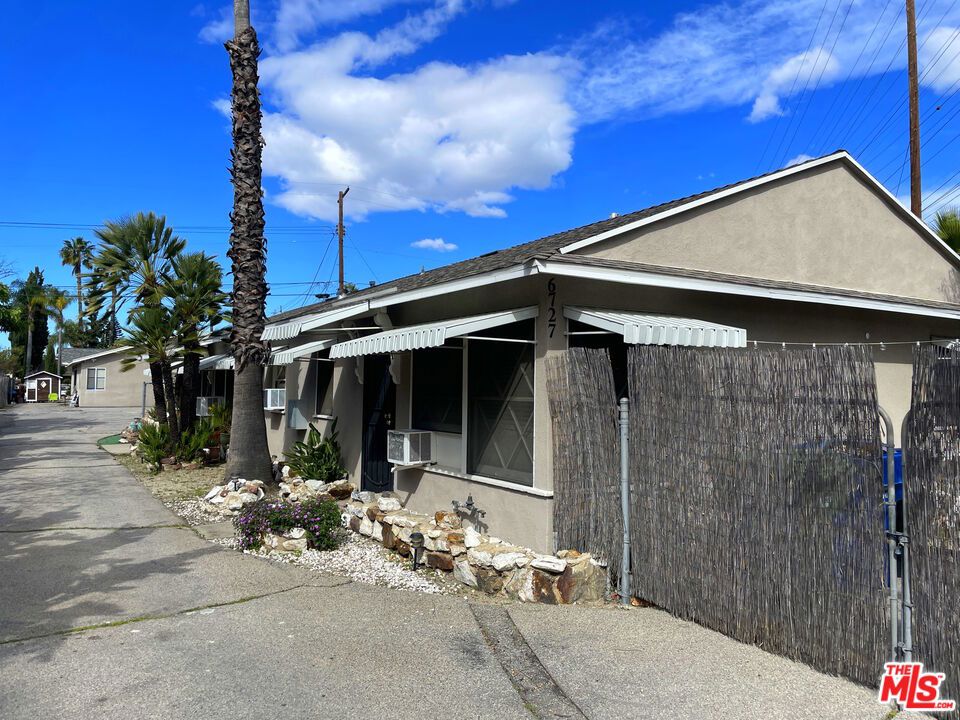 6727 Camellia Avenue Property Photo 8