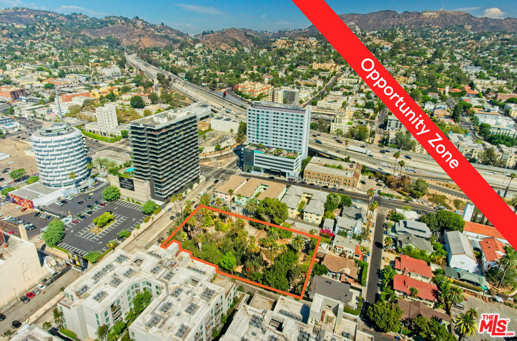 1750 Argyle Avenue Property Photo