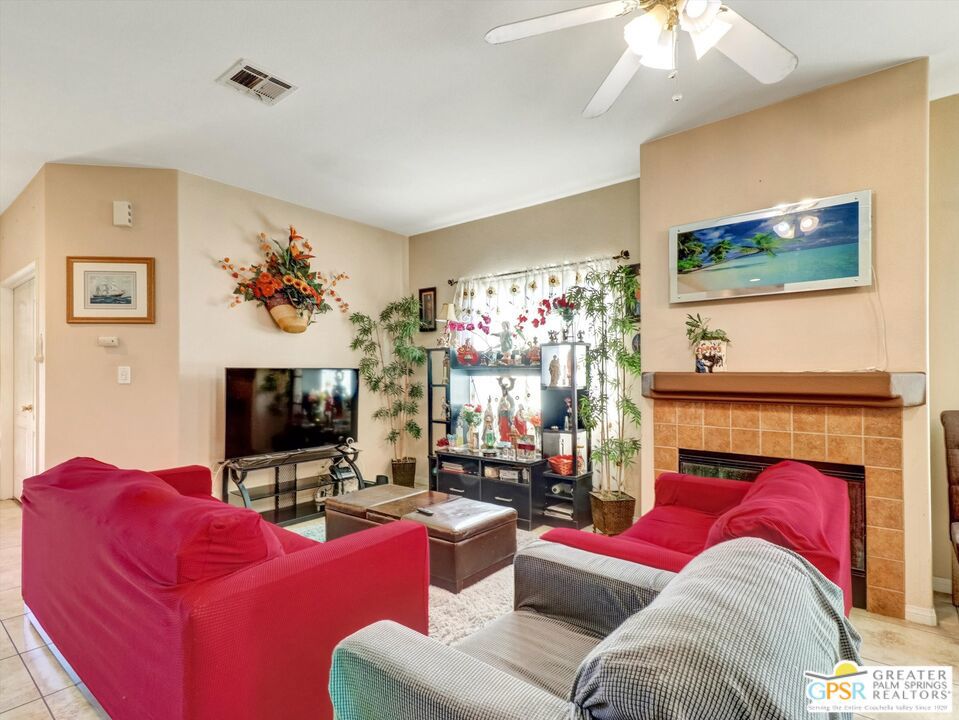 66634 Cahuilla Avenue Property Photo 8