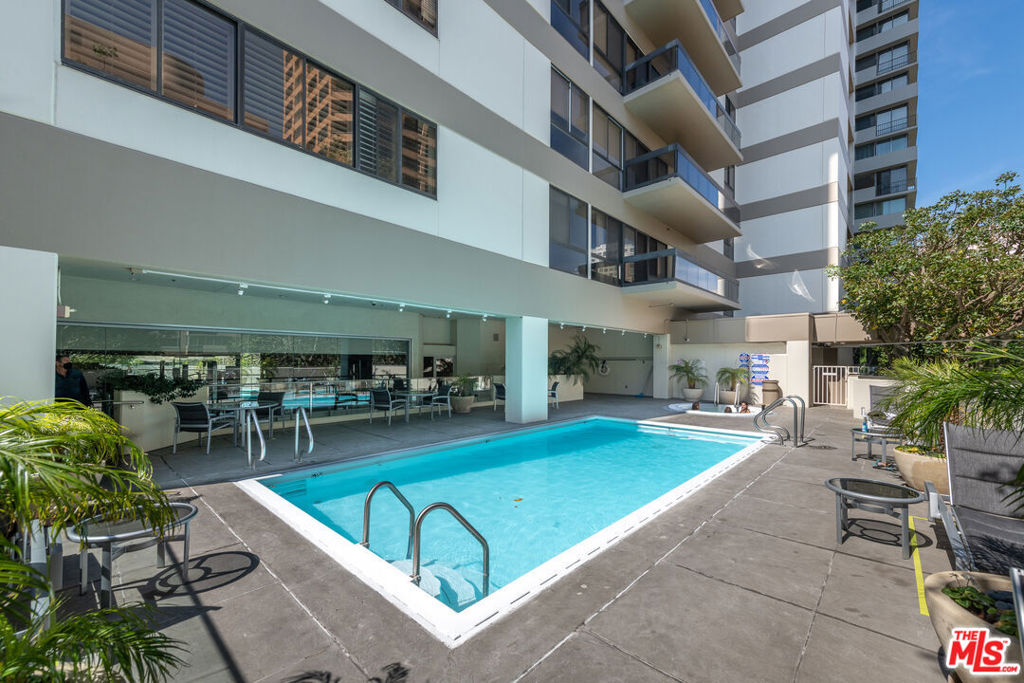 10445 Wilshire Boulevard 904 Property Photo 5
