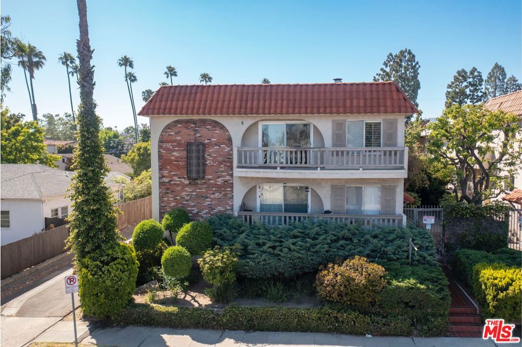 12039 Goshen Avenue Property Photo