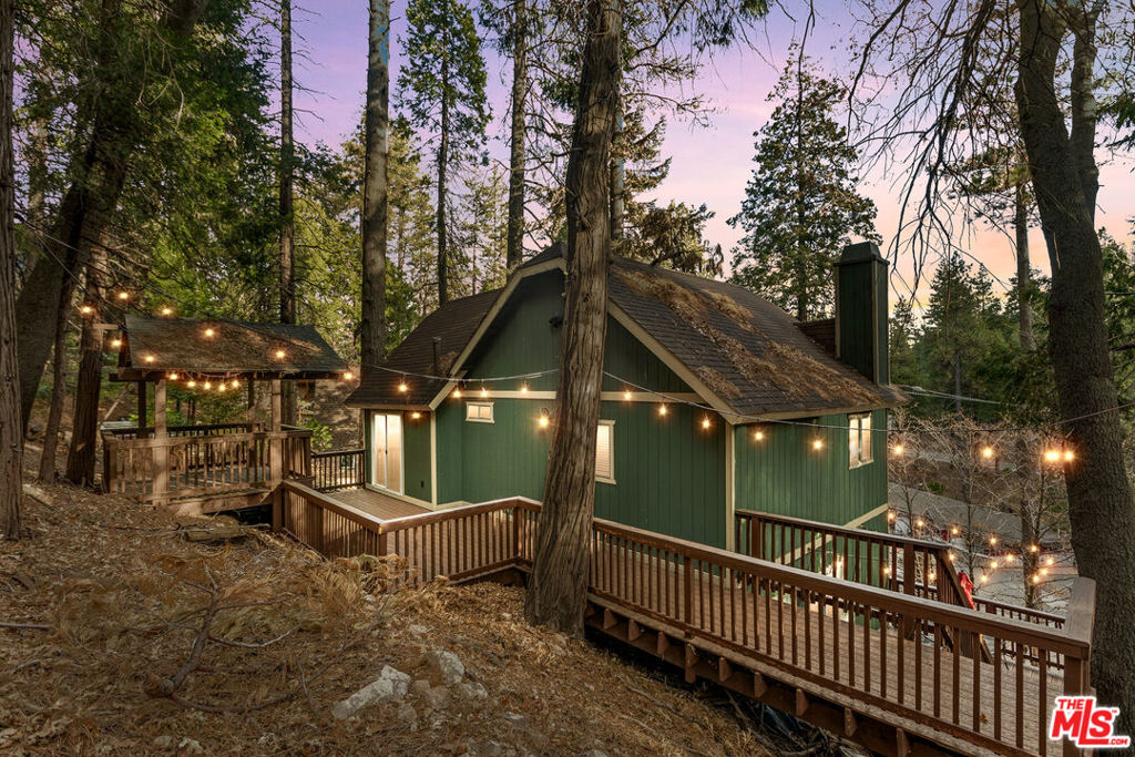 27981 Rainbow Drive Property Photo