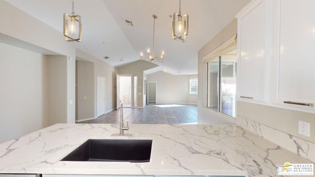2869 La Cadena Court Property Photo 8