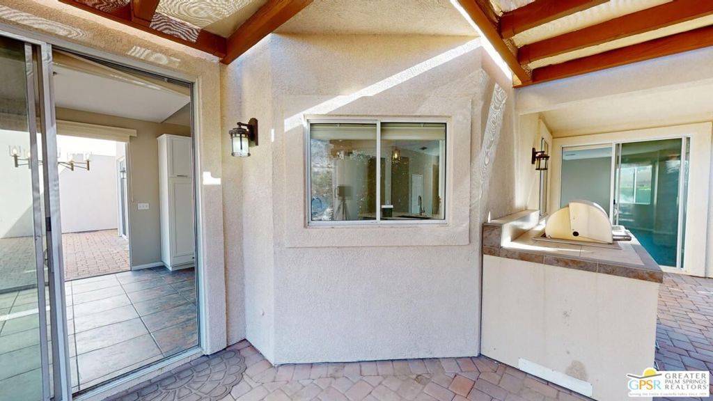 2869 La Cadena Court Property Photo 16