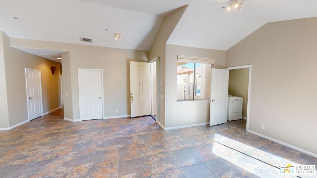 2869 La Cadena Court Property Photo 28