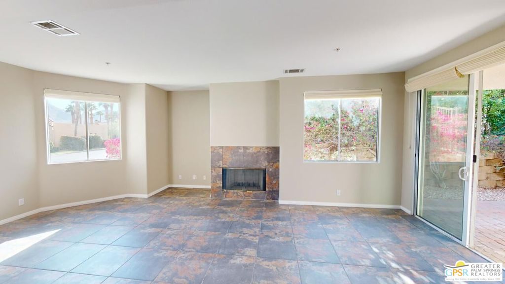 2869 La Cadena Court Property Photo 32