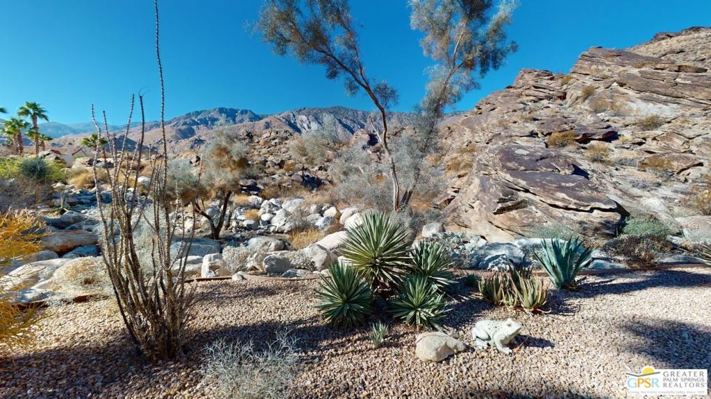2869 La Cadena Court Property Photo 60