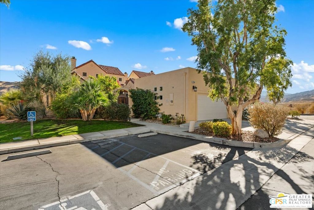 2954 Zamora Court Property Photo