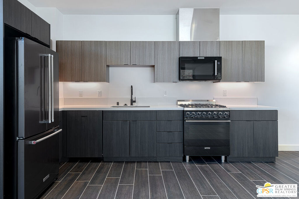 175 N Palm Canyon Drive 204 Property Photo 2