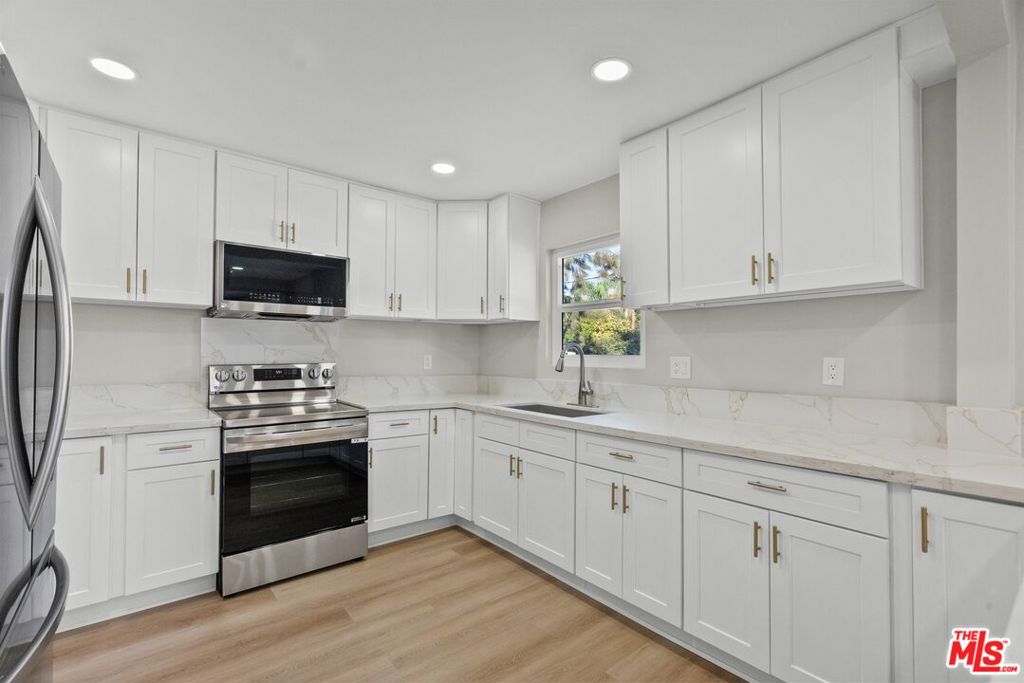 6157 Colfax Avenue Property Photo 7