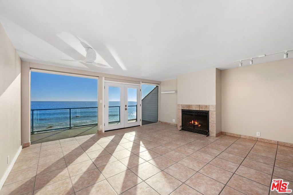 20006 Pacific Coast Highway B Property Photo 6