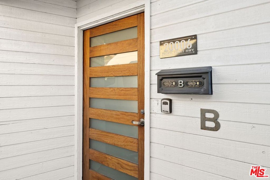 20006 Pacific Coast Highway B Property Photo 19