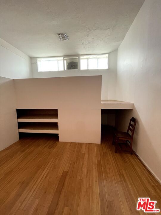 6527 West Boulevard Property Photo 7