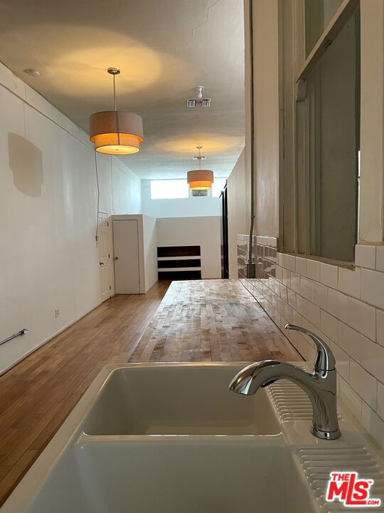 6527 West Boulevard Property Photo 17