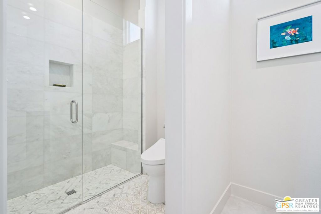 1280 Celadon Street Property Photo 33
