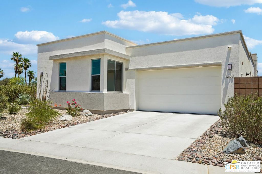 1280 Celadon Street Property Photo 43