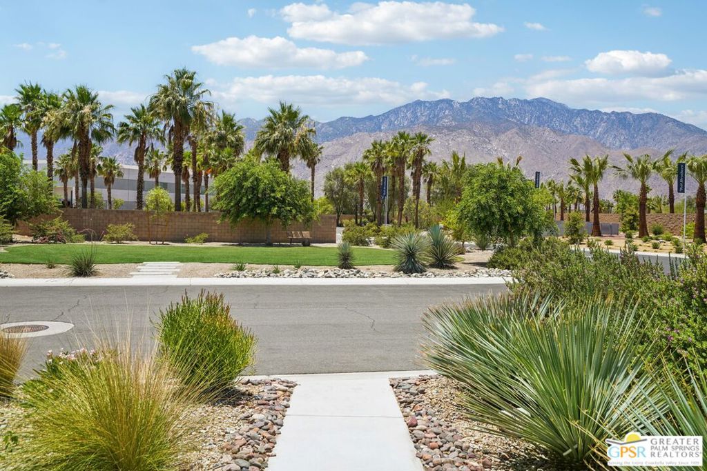 1280 Celadon Street Property Photo 44
