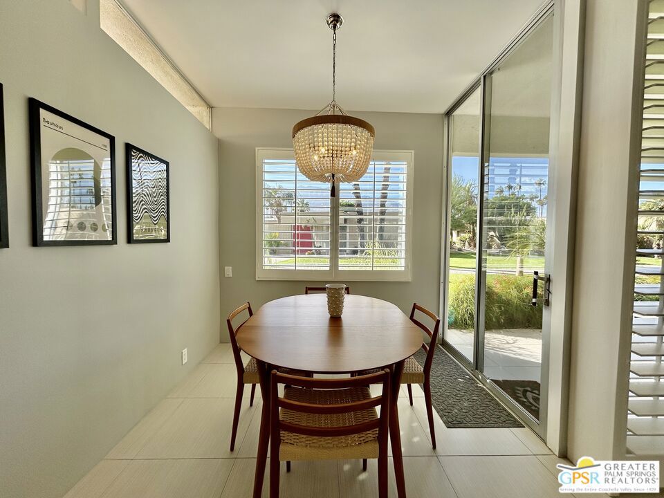 306 Desert Lakes Drive Property Photo 8