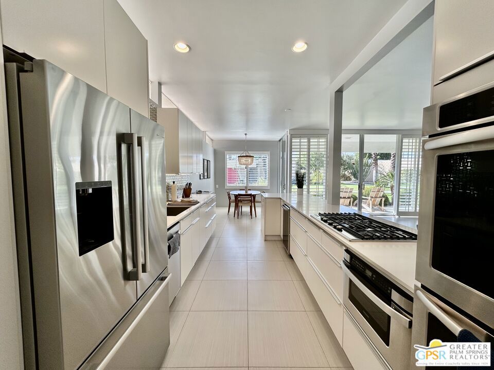306 Desert Lakes Drive Property Photo 10