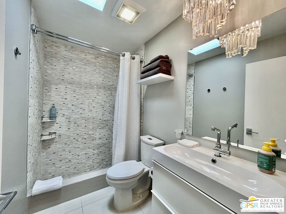 306 Desert Lakes Drive Property Photo 23