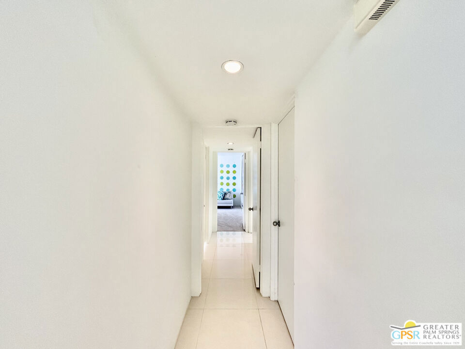 16 Lakeview Circle Property Photo 51
