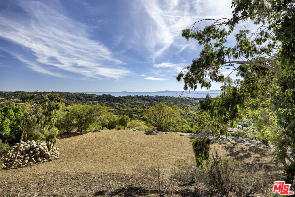 2200 Bella Vista Drive Property Photo 13