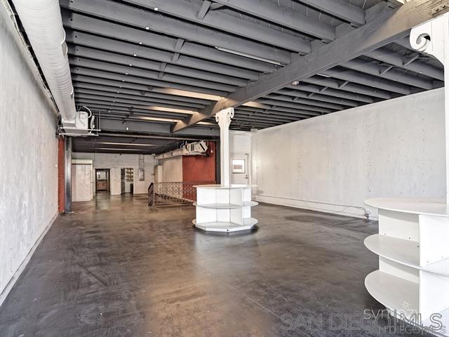 1029 Garnet Ave Property Photo 2