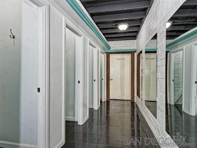 1029 Garnet Ave Property Photo 8