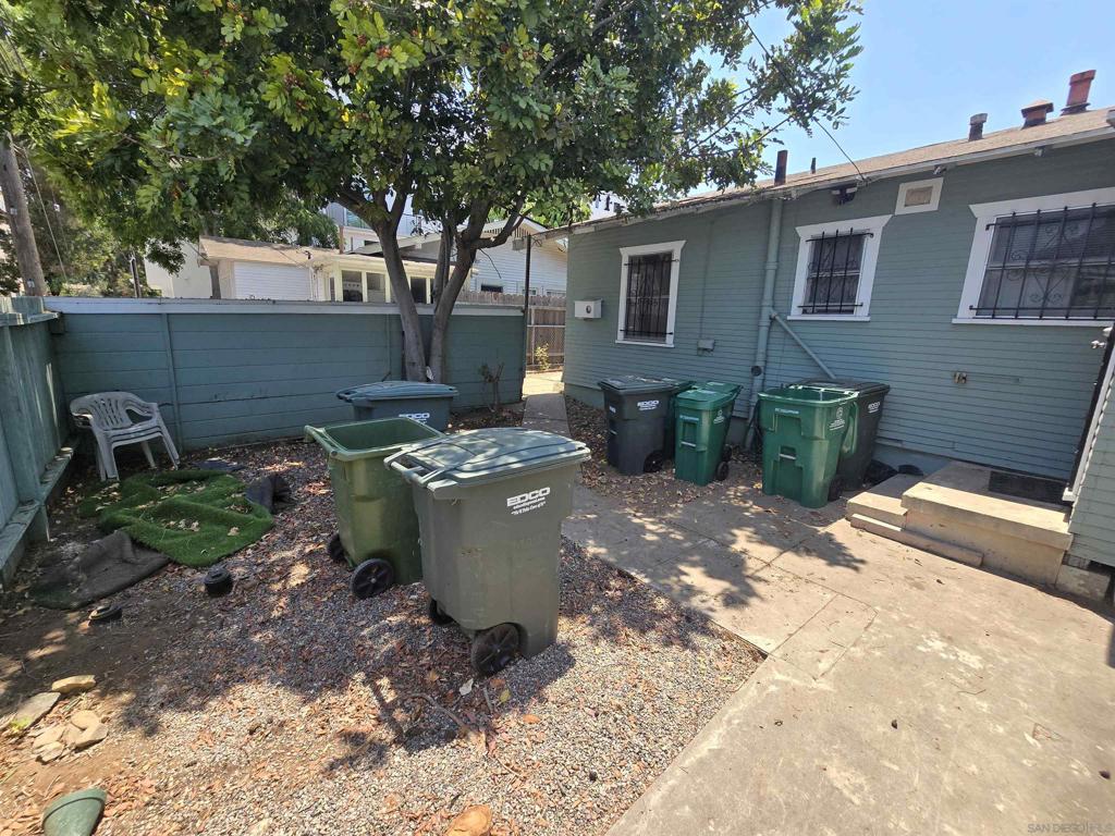 3655 6th Ave Property Photo 11