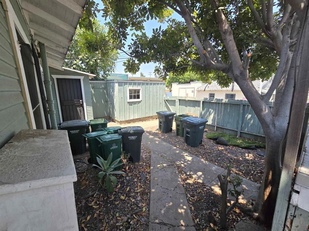 3655 6th Ave Property Photo 19