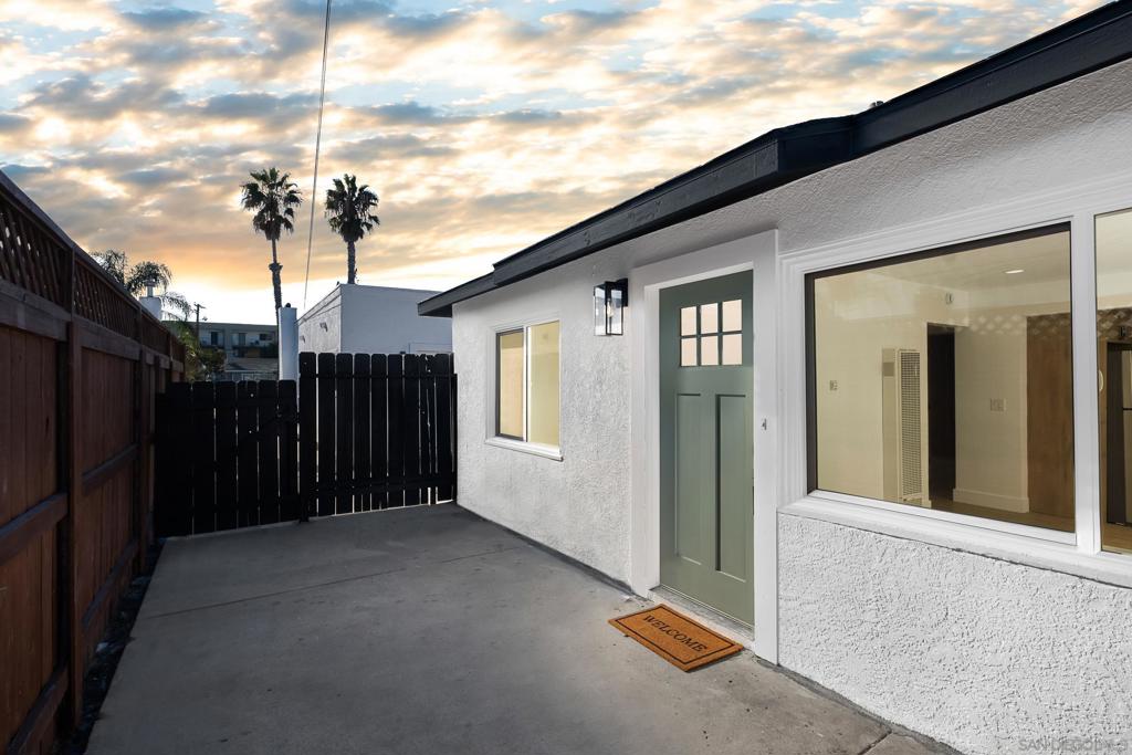 4227 29 Swift Ave Property Photo 3