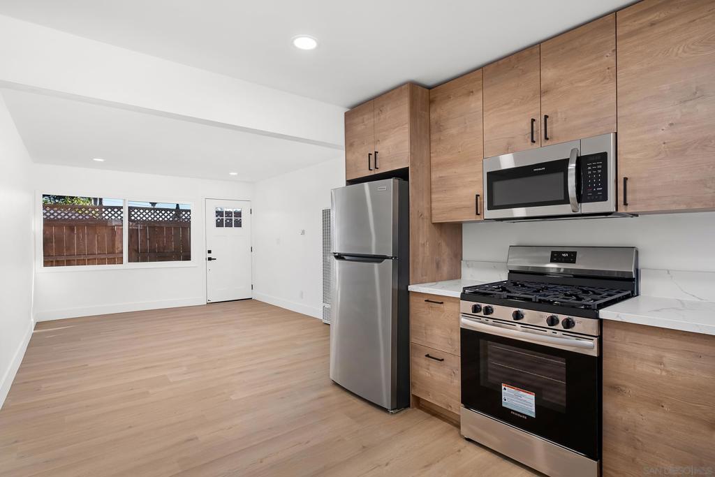 4227 29 Swift Ave Property Photo 24