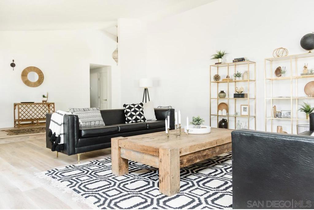 28114 Queensbridge Rd Property Photo 15