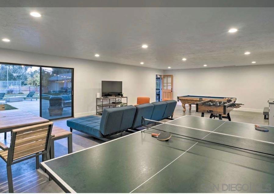 28114 Queensbridge Rd Property Photo 21