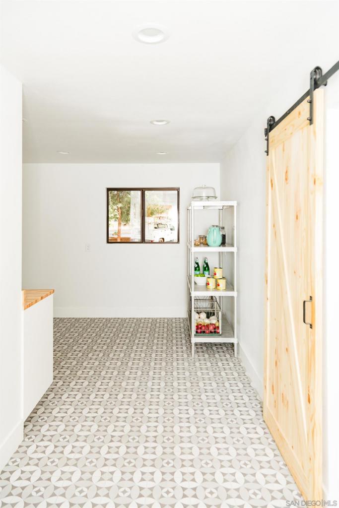 28114 Queensbridge Rd Property Photo 38