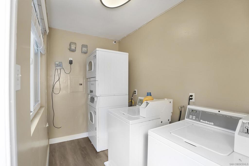 4334 49th St Property Photo 15