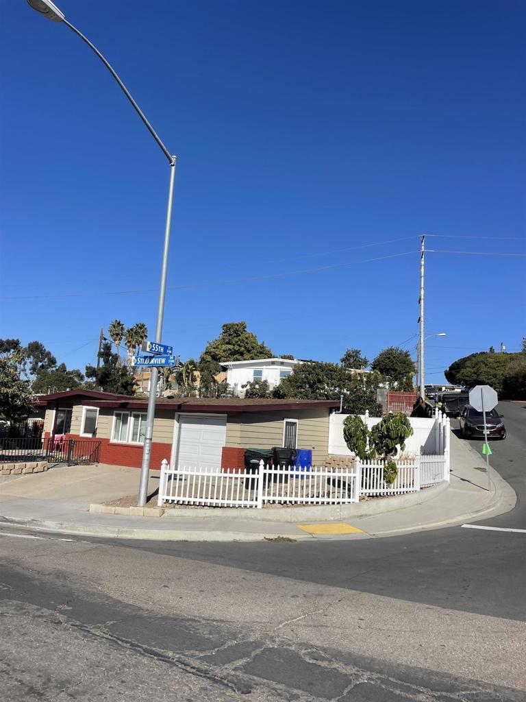 5474 Streamview Dr Property Photo 1