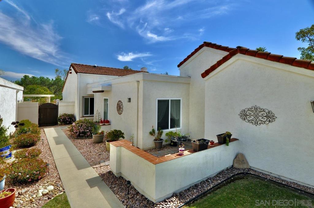 12771 Corte Cierna Property Photo 5