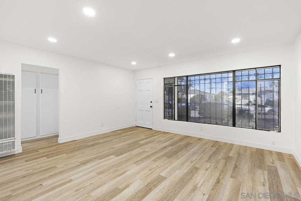 745 West St Property Photo 11