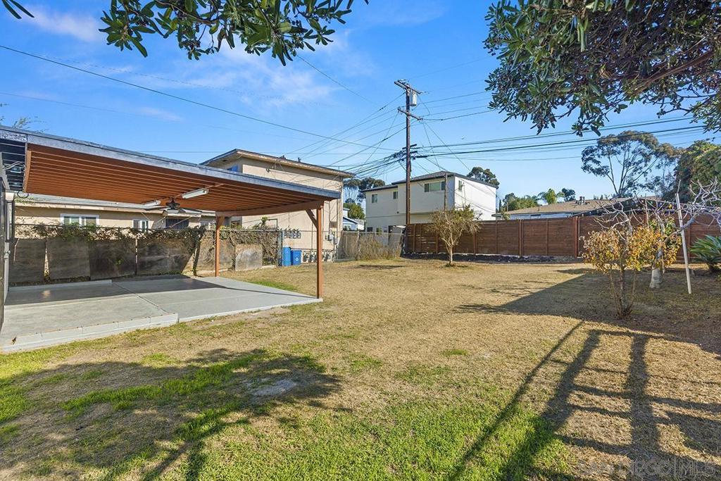 745 West St Property Photo 32