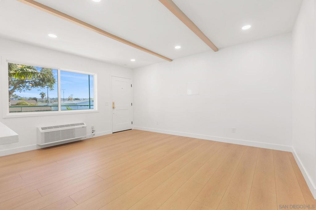 210 A Street S 11 Property Photo 3