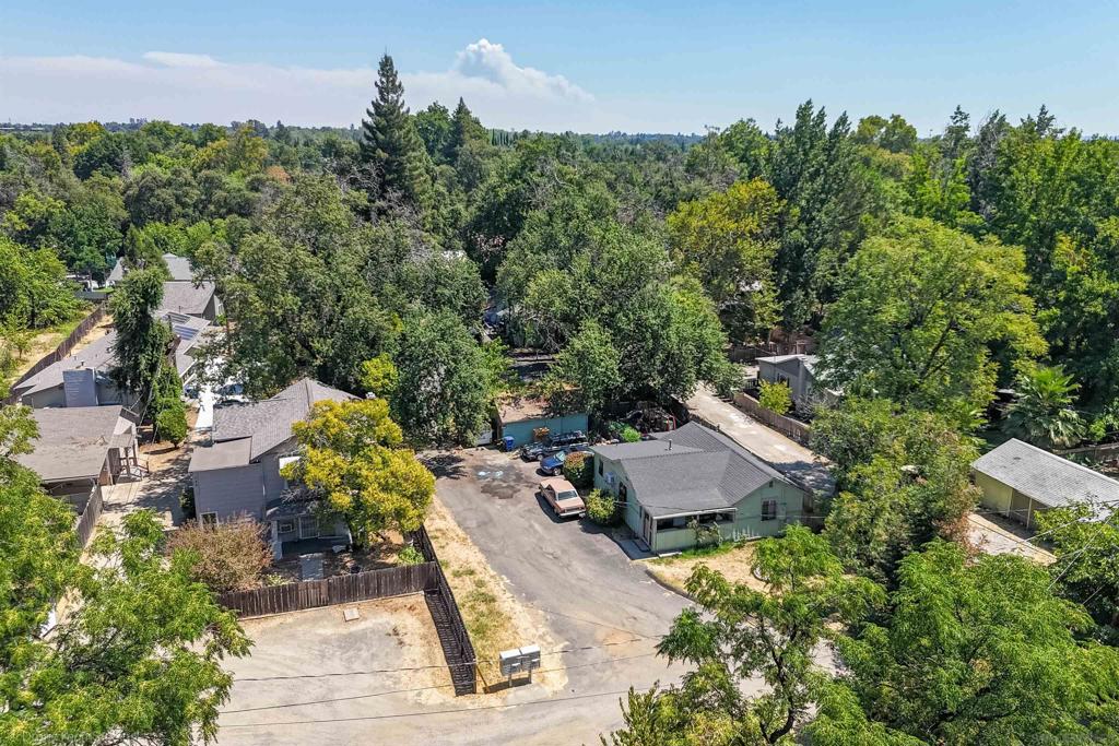 737 Leland Court Property Photo 13