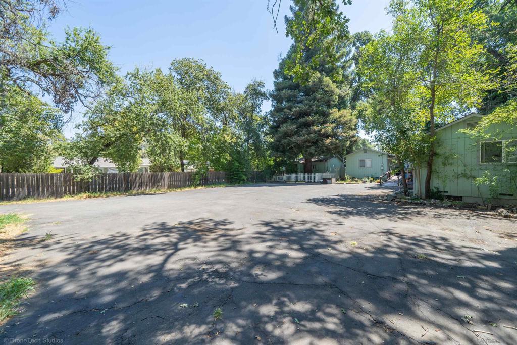 737 Leland Court Property Photo 17