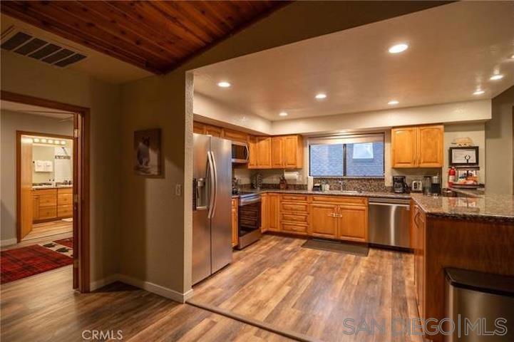 639 Crestwood Dr Property Photo 19